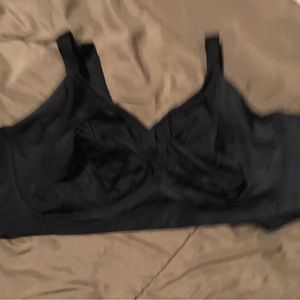 Catherine’s 52DDD bra
